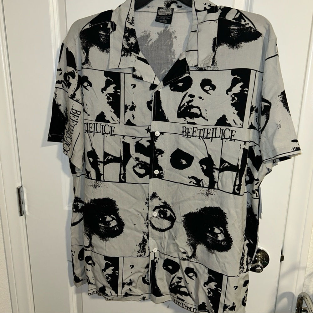 Beetlejuice Men’s XL (46/48) Lightweight Button Down Shirt NWT Hallowe’en